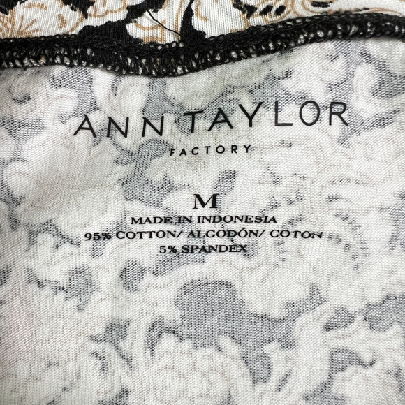 Ann‎ Taylor Factory Womens Round Neck Tee Shirt Floral Size Medium NWT Versatile - Picture 4 of 7
